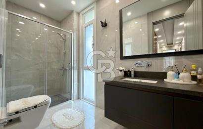 Büyükçekmece Satılık Deniz Manzaralı Havuzlu 7+2 Müstakil Villa