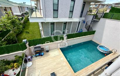 Büyükçekmece Satılık Deniz Manzaralı Havuzlu 7+2 Müstakil Villa
