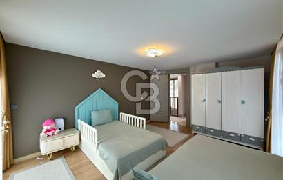 Büyükçekmece Satılık Deniz Manzaralı Havuzlu 7+2 Müstakil Villa
