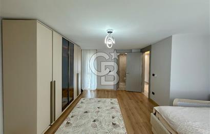 Büyükçekmece Satılık Deniz Manzaralı Havuzlu 7+2 Müstakil Villa