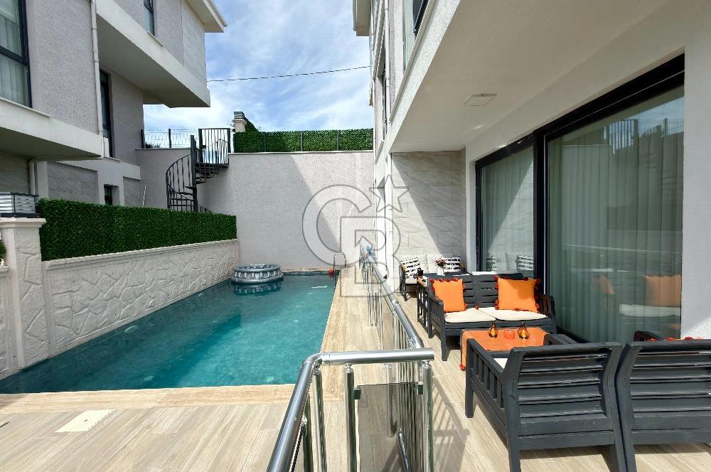 Büyükçekmece Satılık Deniz Manzaralı Havuzlu 7+2 Müstakil Villa