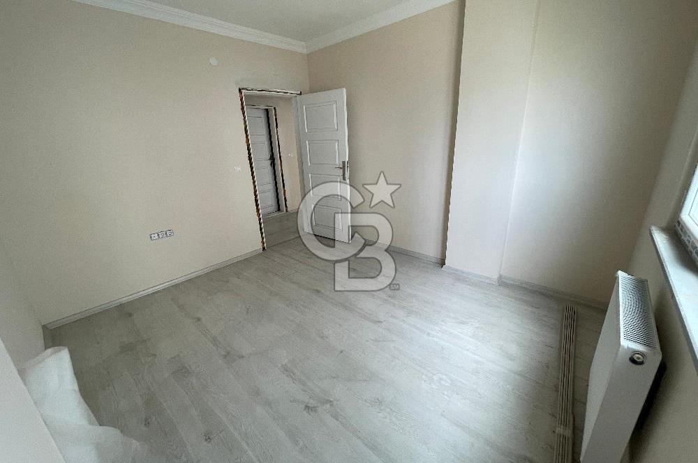 ÇUKURÇAYIR'DA 3+1 SİTE İÇERİSİNDE SATILIK DAİRE