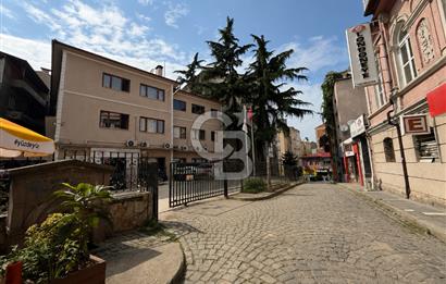 MEYDAN'A YÜRÜME MESAFESİNDE İÇİ YENİLENMİŞ SATILIK DAİRE
