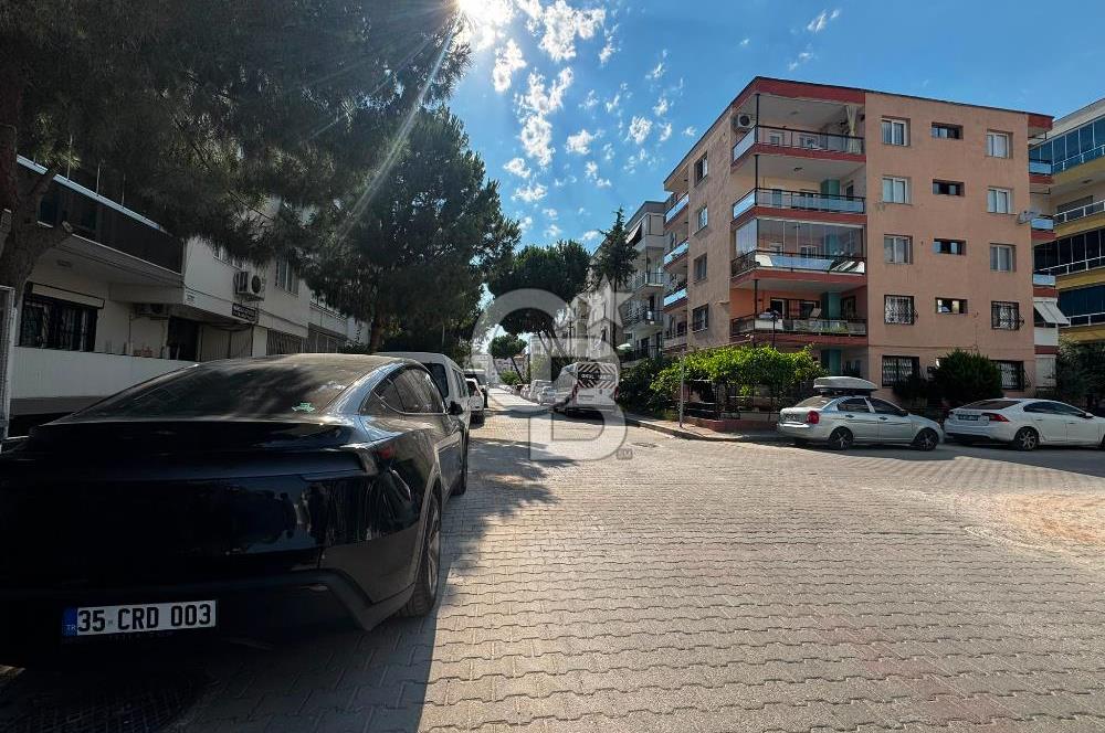 Karşıyaka Bahçelievler'de Merkezi Konum!