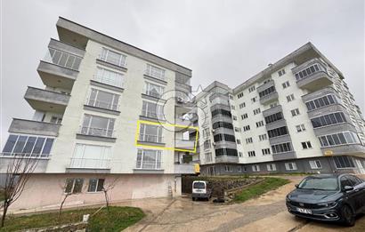 ÇUKURÇAYIR'DA 3+1 SİTE İÇERİSİNDE SATILIK DAİRE