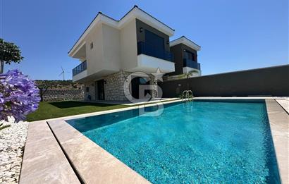 ÇEŞME REİSDERE ÖZEL HAVUZLU SATILIK 3+1 LÜKS VİLLA