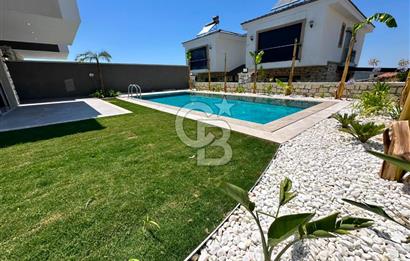 ÇEŞME REİSDERE ÖZEL HAVUZLU SATILIK 3+1 LÜKS VİLLA