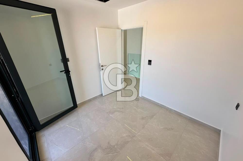 ÇEŞME REİSDERE ÖZEL HAVUZLU SATILIK 3+1 LÜKS VİLLA