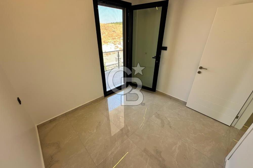 ÇEŞME REİSDERE ÖZEL HAVUZLU SATILIK 3+1 LÜKS VİLLA