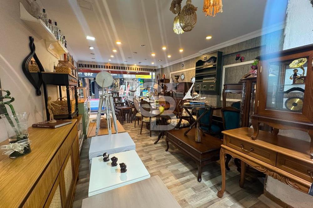 Karşıyaka Çarşı Eshot Sokağı Satılık Dükkan