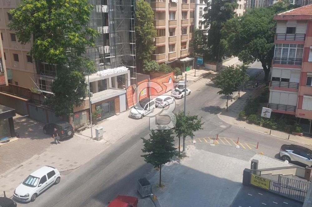 BOSTANCIDA ÇOK MERKEZİ KONUMDA- 125 M2- 3+1- KOMBİLİ- BALKONLU