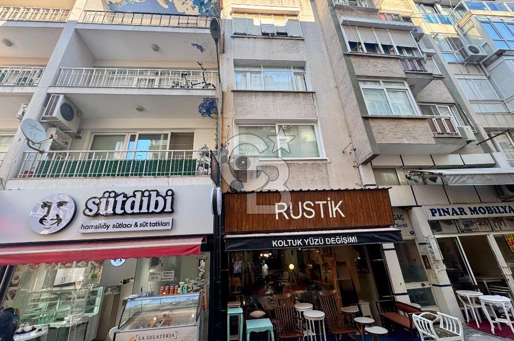 Karşıyaka Çarşı Eshot Sokağı Satılık Dükkan