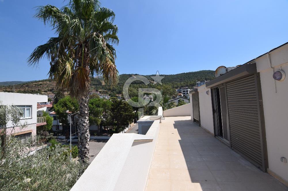 Narlıdere Limanreis Bahçe ve Teraslı Satılık Triplex 4+1 Villa