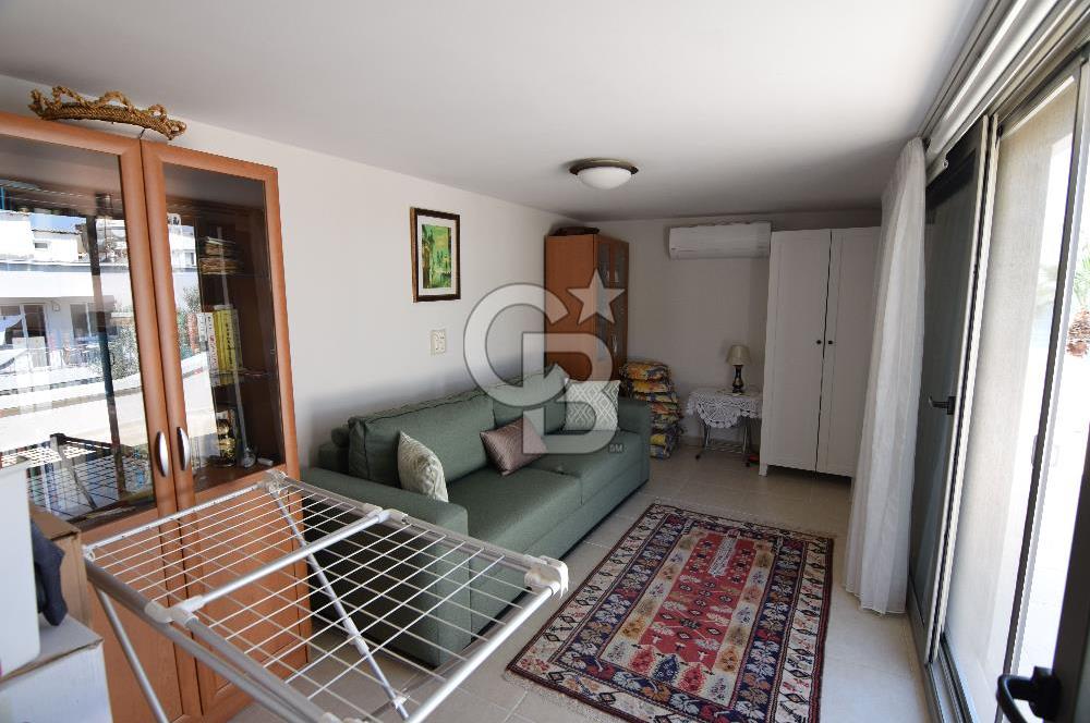 Narlıdere Limanreis Bahçe ve Teraslı Satılık Triplex 4+1 Villa