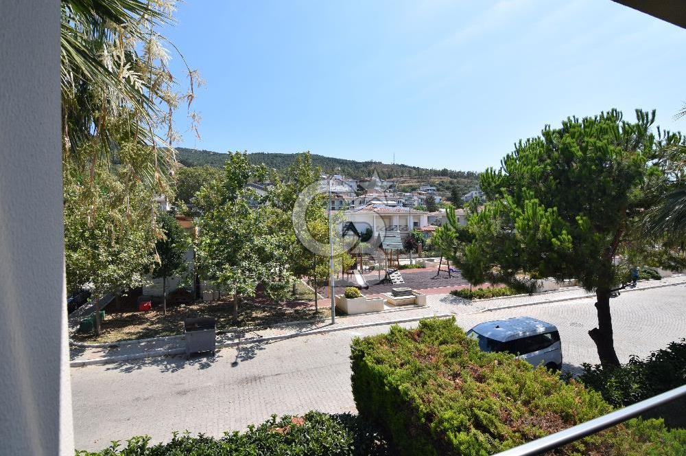 Narlıdere Limanreis Bahçe ve Teraslı Satılık Triplex 4+1 Villa