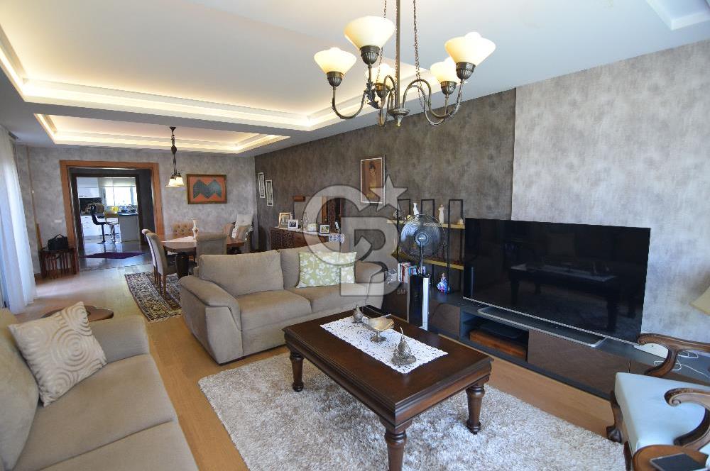 Narlıdere Limanreis Bahçe ve Teraslı Satılık Triplex 4+1 Villa