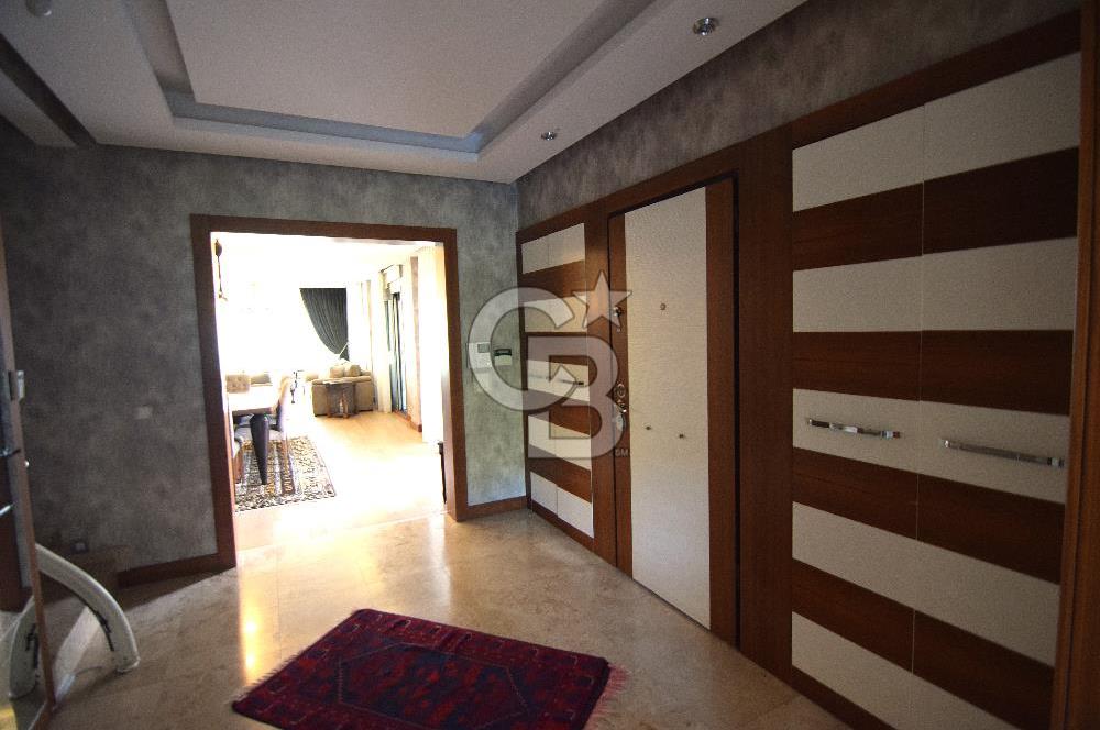 Narlıdere Limanreis Bahçe ve Teraslı Satılık Triplex 4+1 Villa
