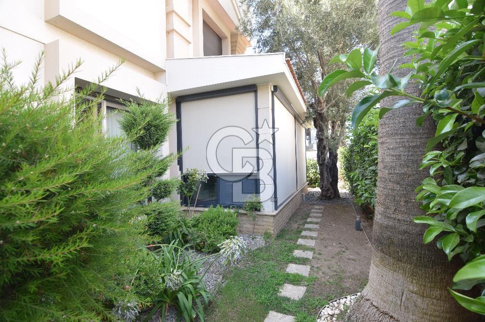 Narlıdere Limanreis Bahçe ve Teraslı Satılık Triplex 4+1 Villa