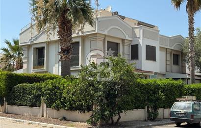 Narlıdere Limanreis Bahçe ve Teraslı Satılık Triplex 4+1 Villa