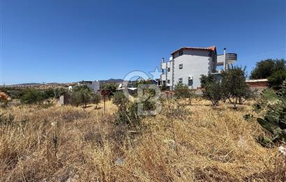 ÇANDARLI MAVİKENT’TE DOĞAYLA İÇ İÇE 310 M² VİLLA İMARLI SATILIK ARSA