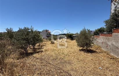 ÇANDARLI MAVİKENT’TE DOĞAYLA İÇ İÇE 310 M² VİLLA İMARLI SATILIK ARSA