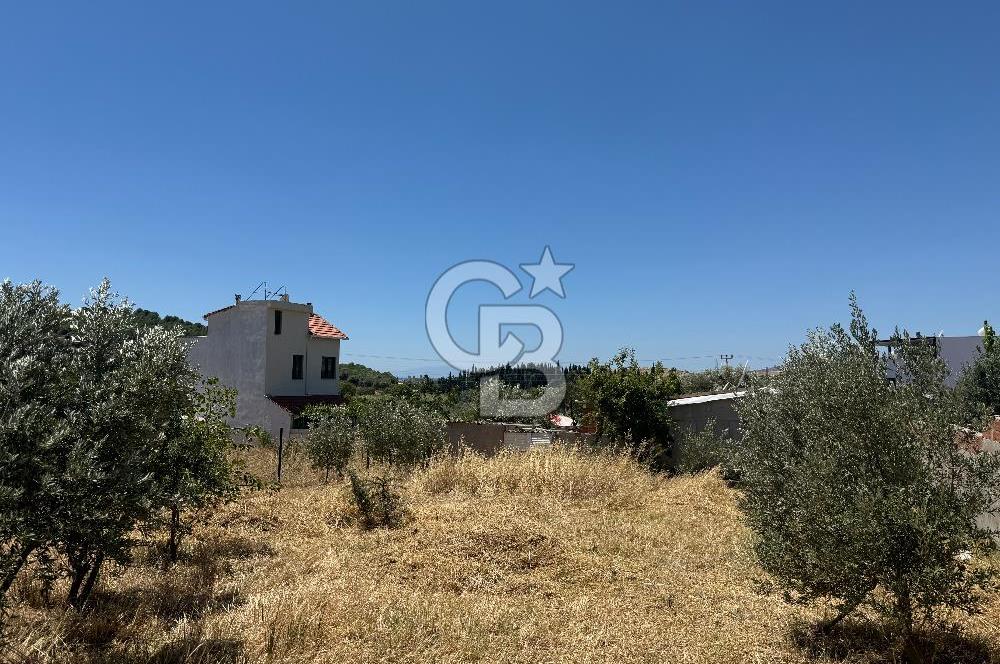 ÇANDARLI MAVİKENT’TE DOĞAYLA İÇ İÇE 310 M² VİLLA İMARLI SATILIK ARSA