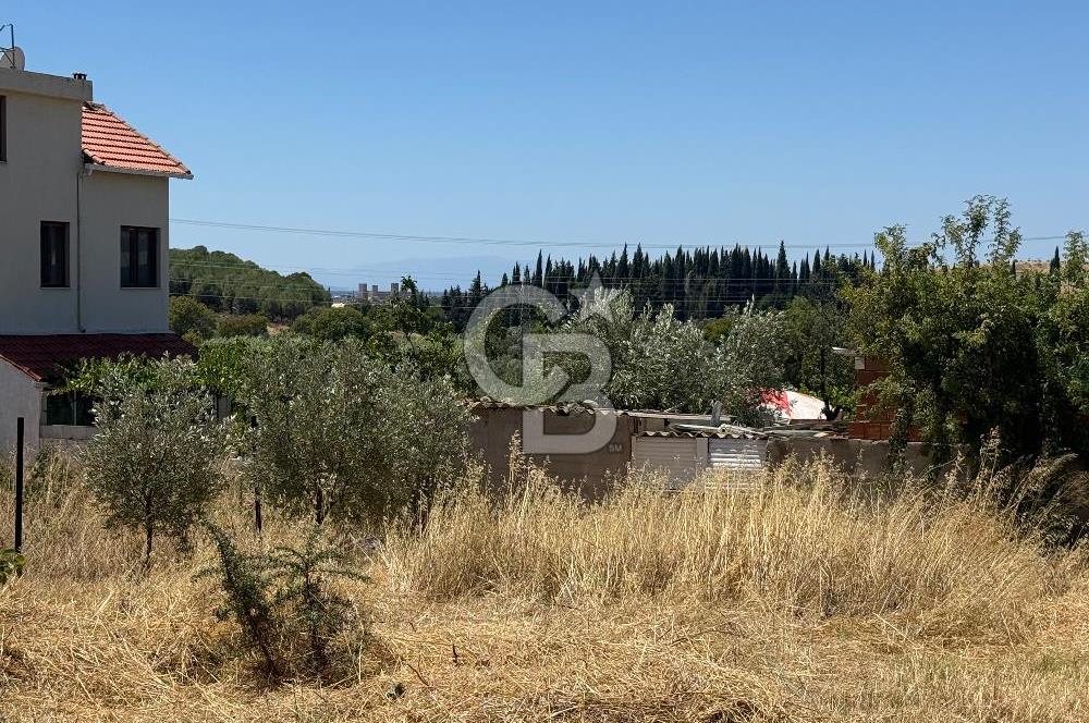 ÇANDARLI MAVİKENT’TE DOĞAYLA İÇ İÇE 310 M² VİLLA İMARLI SATILIK ARSA