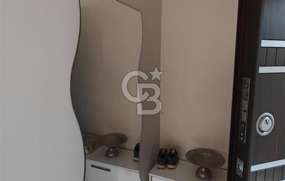 Güngören Merkezde Satılık 2+1 Balkonlu Boş Daire