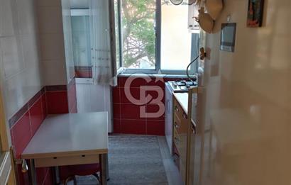 Güngören Merkezde Satılık 2+1 Balkonlu Boş Daire