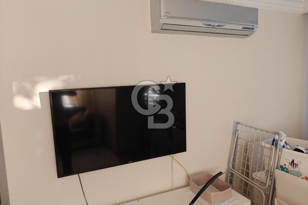 Güngören Merkezde Satılık 2+1 Balkonlu Boş Daire