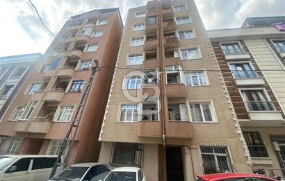 Maltepe Zümrütevler Canay Sokakta 2+1 Kiralık Daire