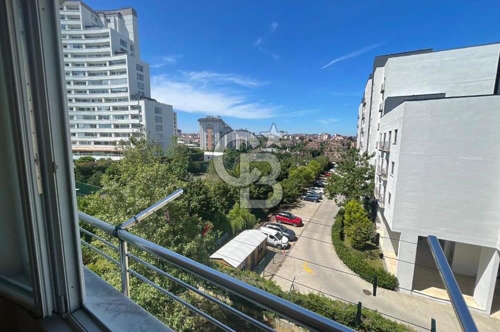 Ümraniye Esenşehir Mah White Side Sitesinde 2+1 Satılık Daire
