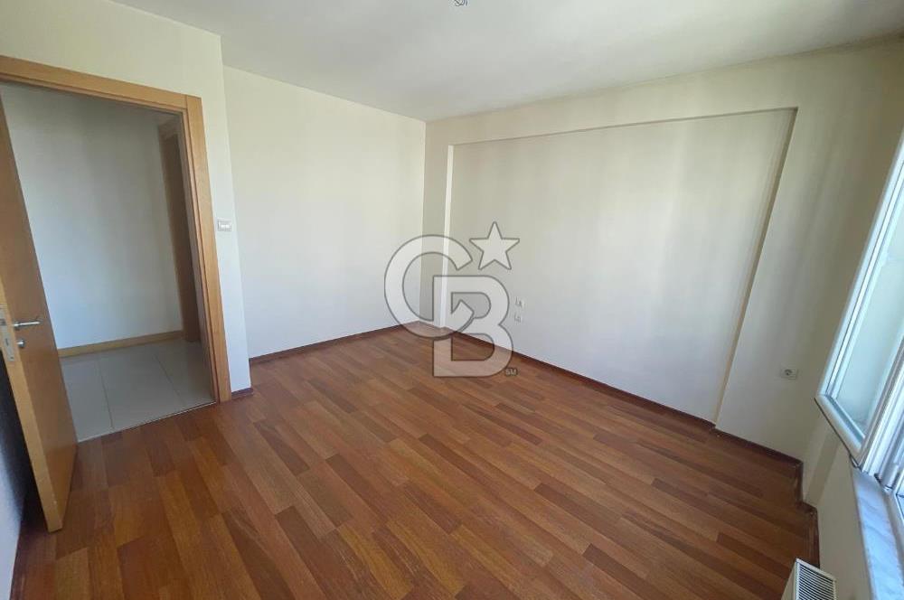 Ümraniye Esenşehir Mah White Side Sitesinde 2+1 Satılık Daire