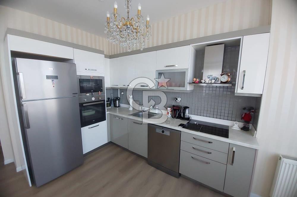 Koza Park Burgaz Blok'ta Satılık 2+1 Tam Tadilatlı Daire 