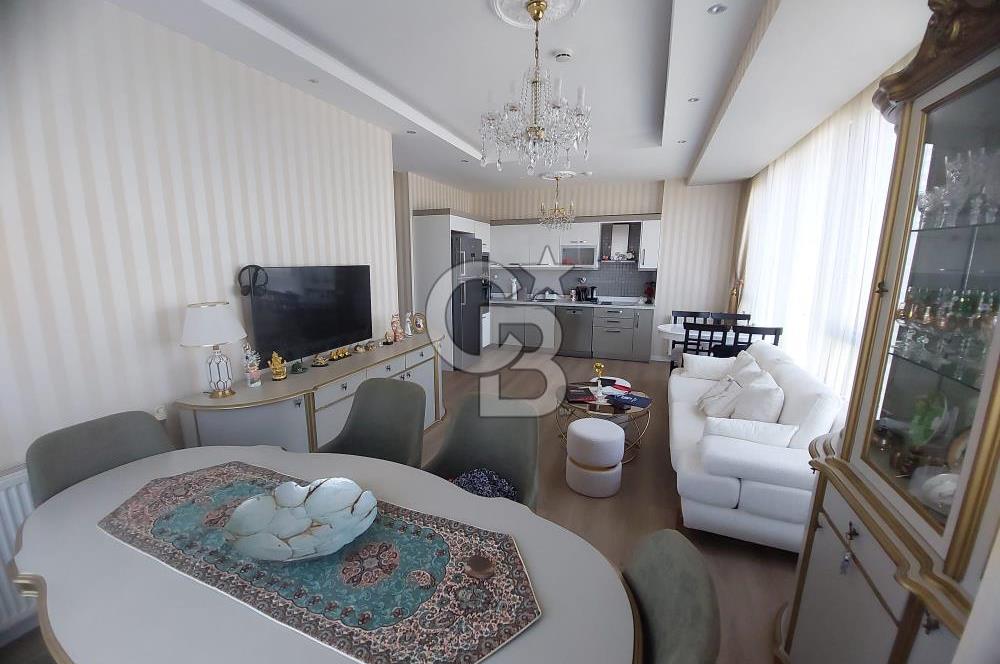 Koza Park Burgaz Blok'ta Satılık 2+1 Tam Tadilatlı Daire 