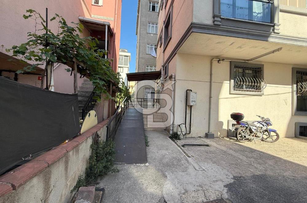 Kartal Esentepe Mah 1+0 Satılık Stüdyo Daire
