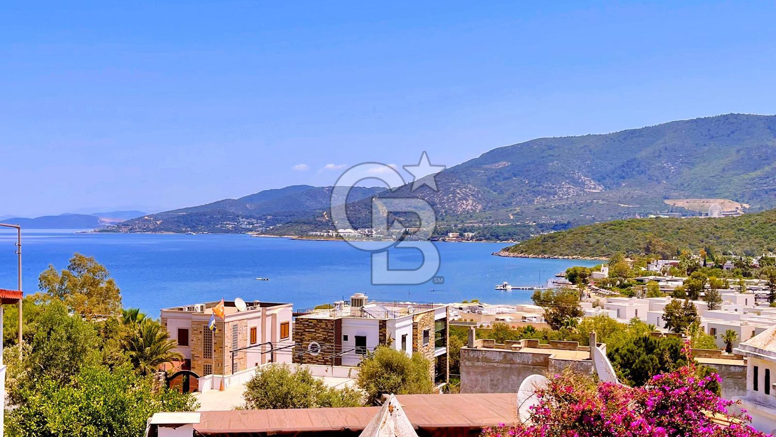 Bodrum Torba Satılık 4+2 Deniz Manzaralı Dubleks Villa