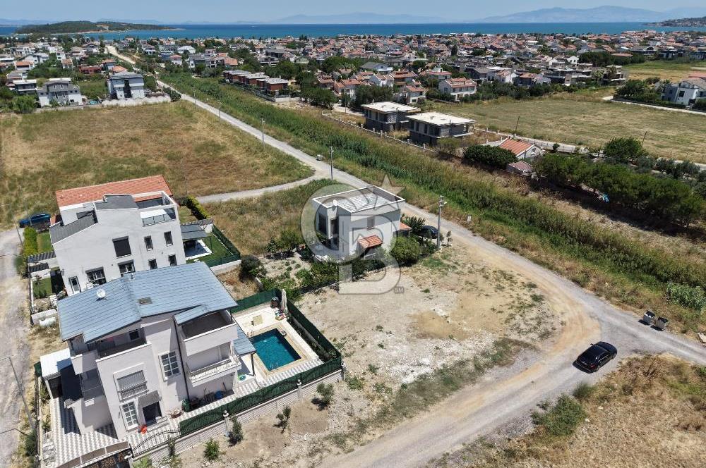URLA ATATÜRK MAHALLESİNDE SATILIK İMARLI ARSA