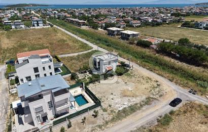 URLA ATATÜRK MAHALLESİNDE SATILIK İMARLI ARSA