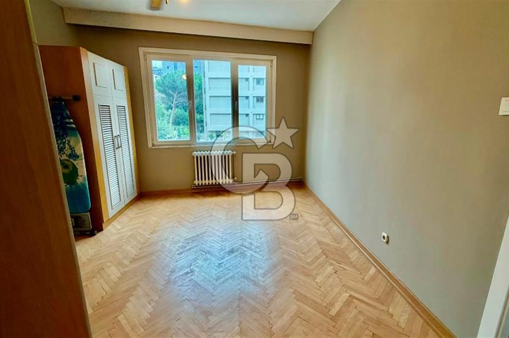 SUADİYEDE BAĞDAT CADDESİNE YAKIN, FERAH 3+1 KİRALIK DAİRE