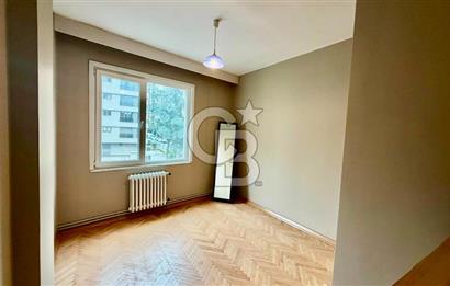 SUADİYEDE BAĞDAT CADDESİNE YAKIN, FERAH 3+1 KİRALIK DAİRE