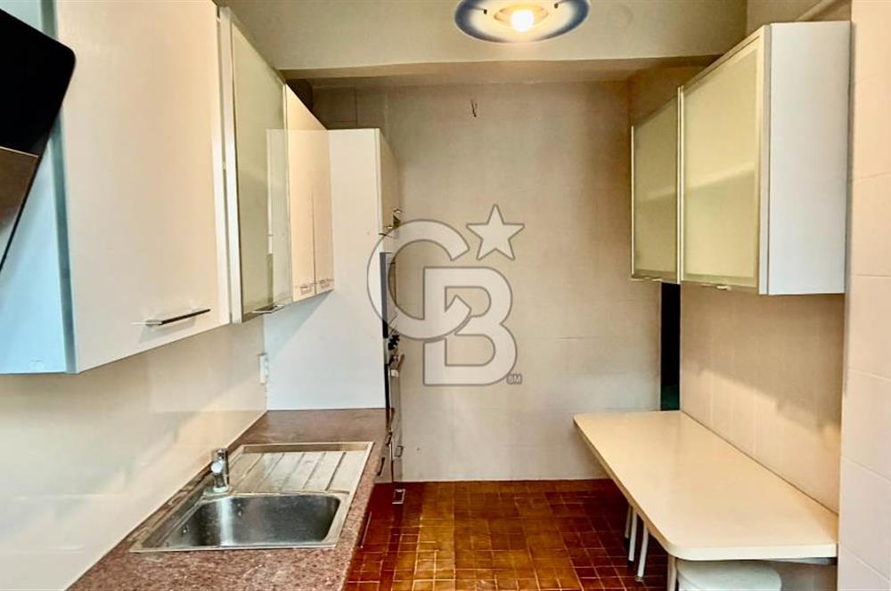 SUADİYEDE BAĞDAT CADDESİNE YAKIN, FERAH 3+1 KİRALIK DAİRE
