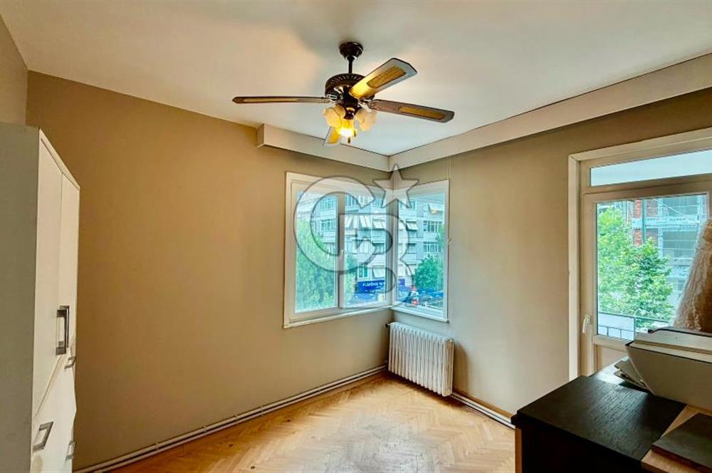 SUADİYEDE BAĞDAT CADDESİNE YAKIN, FERAH 3+1 KİRALIK DAİRE