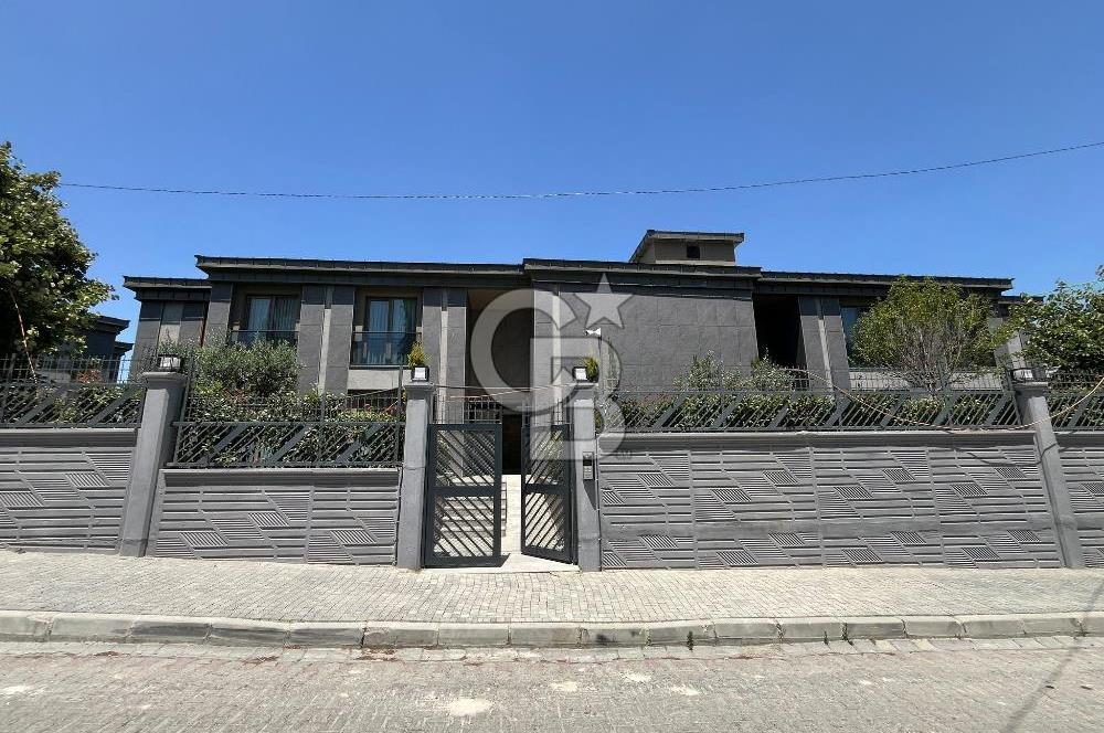 Bahçeşehir Sofa Butik'de Satılık 3+1 Vadi Şerefiyeli Lüx Daire