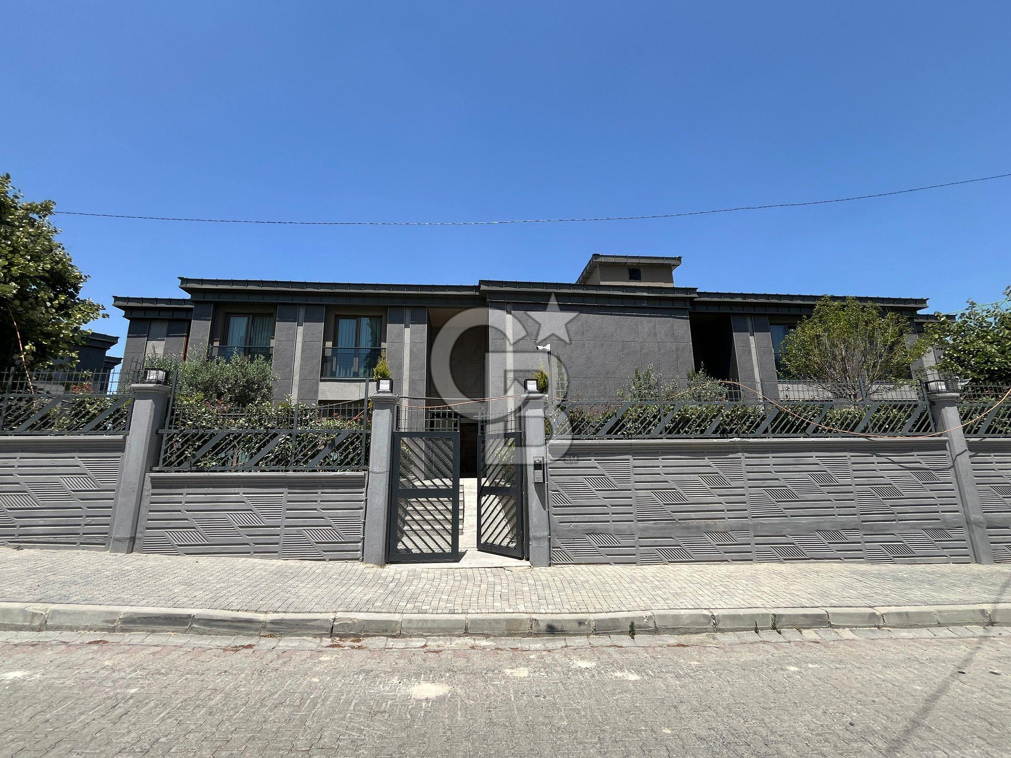 Bahçeşehir Sofa Butik'de Satılık 3+1 Vadi Şerefiyeli Lüx Daire