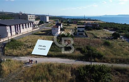 ÇANAKKALE LAPSEKİDE BOĞAZ VE KÖPRÜ MANZARALI VİLLA İMARLI ARSA