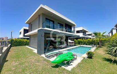 Kuşadası Güzelçamlı'da Özel Havuzlu, 3+1 Müstakil Villa