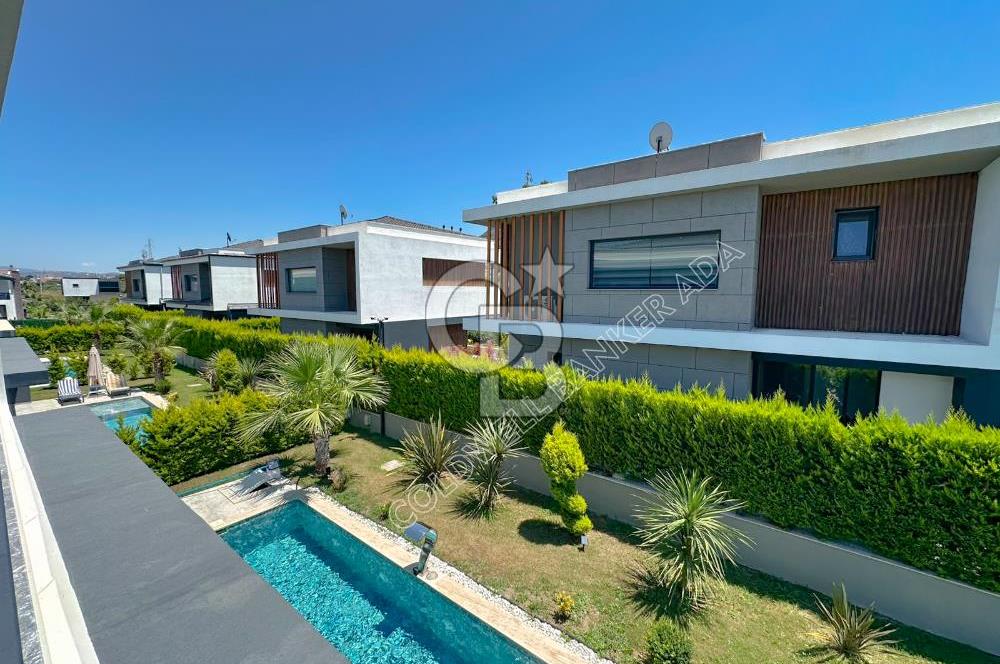 Kuşadası Güzelçamlı'da Özel Havuzlu, 3+1 Müstakil Villa