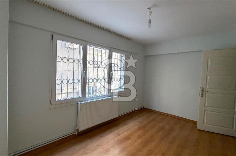 Karşıyaka Tersane Mah.’de Kiralık 3+1 Daire