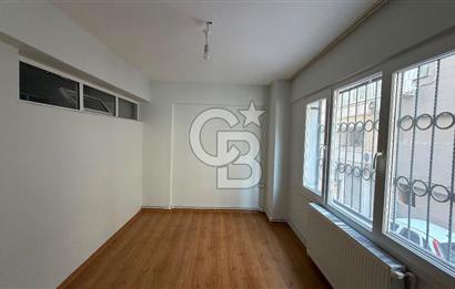 Karşıyaka Tersane Mah.’de Kiralık 3+1 Daire